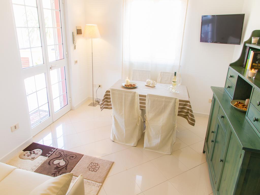 Gelso Bianco Apartments Campofelice Di Roccella Eksteriør bilde